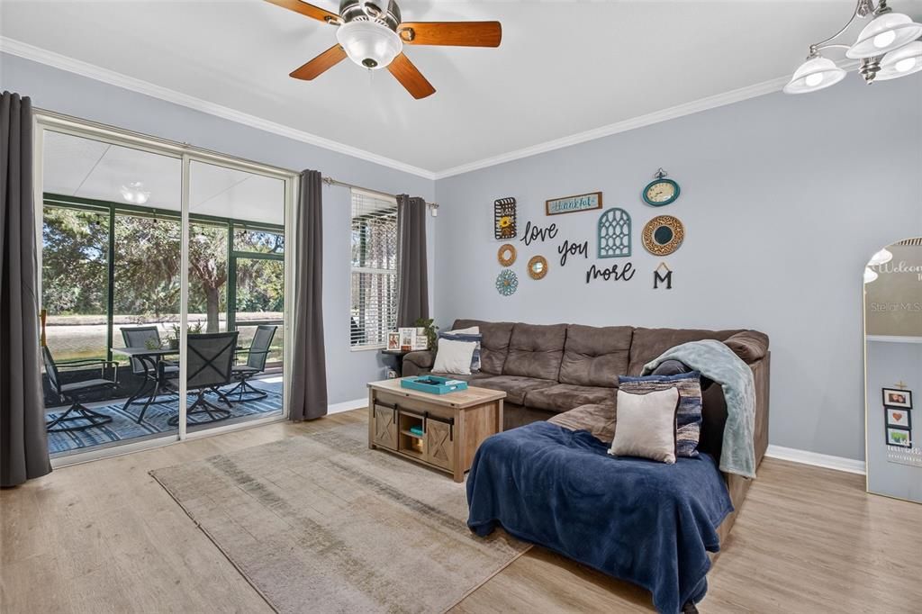 : $259,000 (3 camas, 2 baños, 1420 Pies cuadrados)