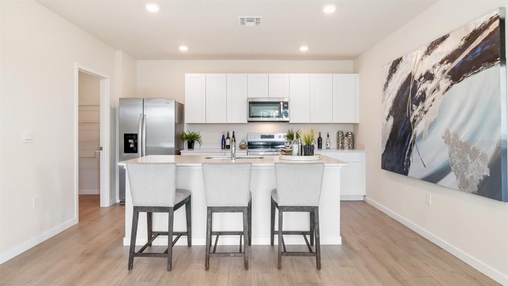For Sale: $299,375 (3 beds, 2 baths, 1543 Square Feet)