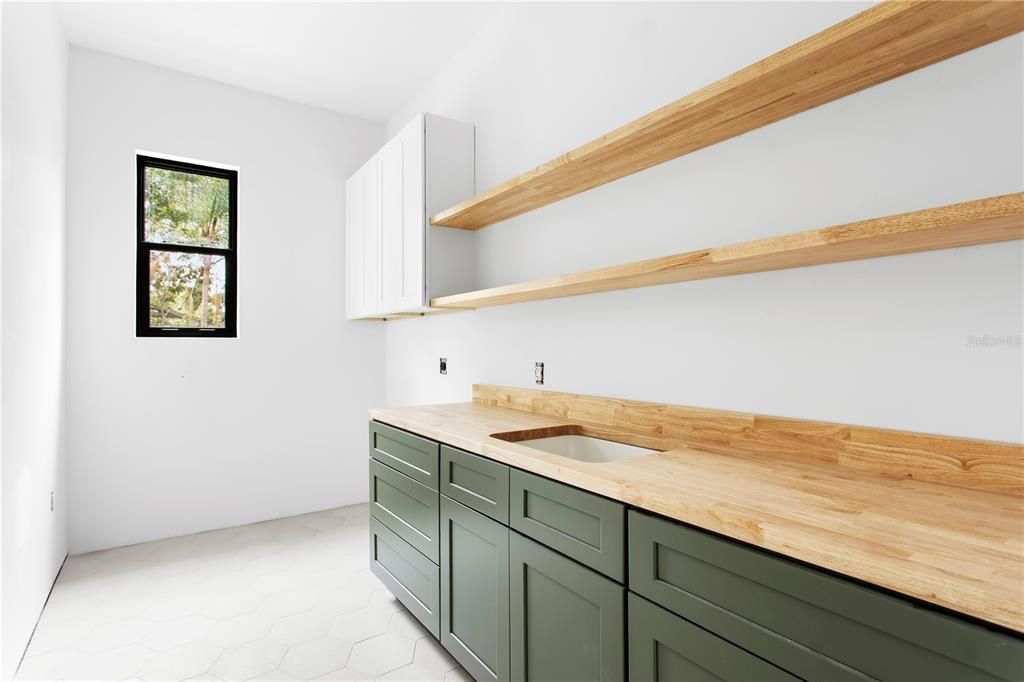 En Venta: $2,850,000 (5 camas, 4 baños, 4244 Pies cuadrados)