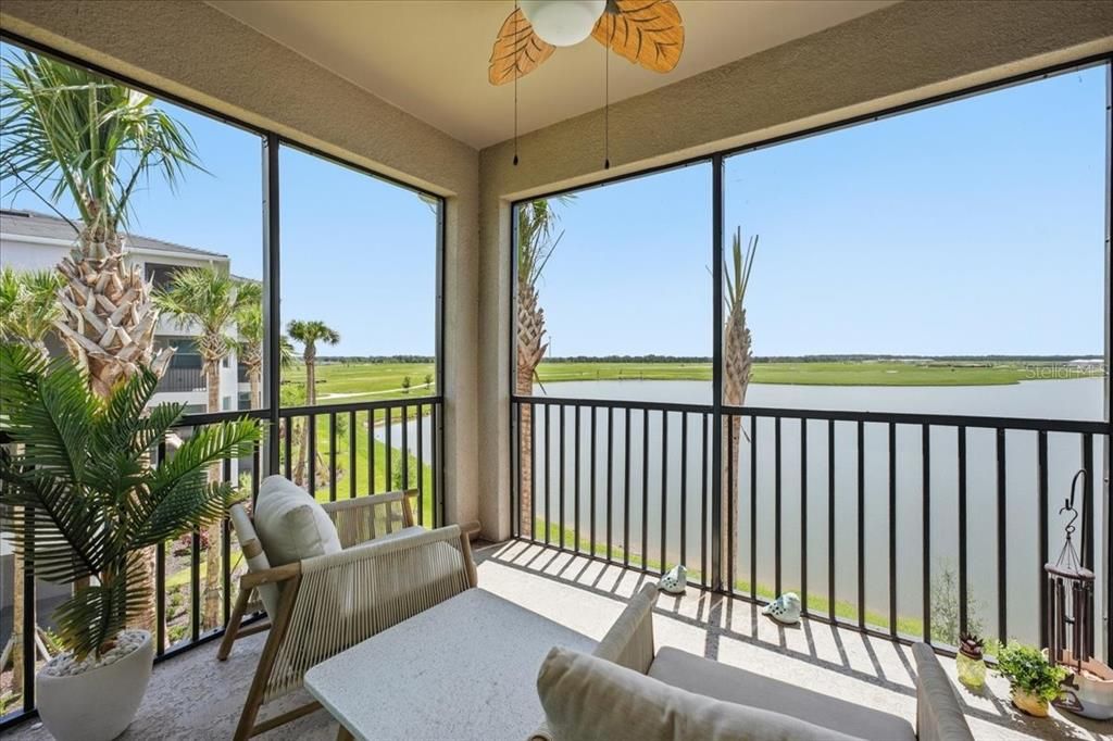 For Rent: $2,300 (3 beds, 2 baths, 1301 Square Feet)