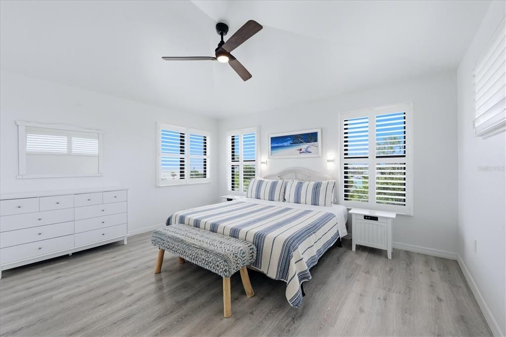 For Sale: $1,499,000 (4 beds, 0 baths, 2652 Square Feet)