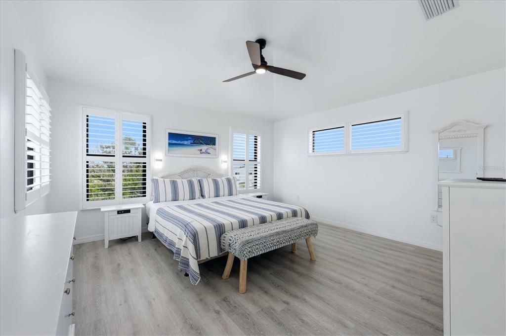 For Sale: $1,499,000 (4 beds, 0 baths, 2652 Square Feet)