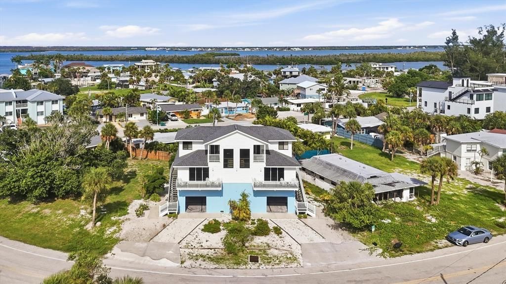For Sale: $1,499,000 (4 beds, 0 baths, 2652 Square Feet)