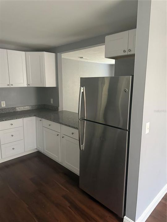 For Sale: $210,000 (3 beds, 1 baths, 792 Square Feet)