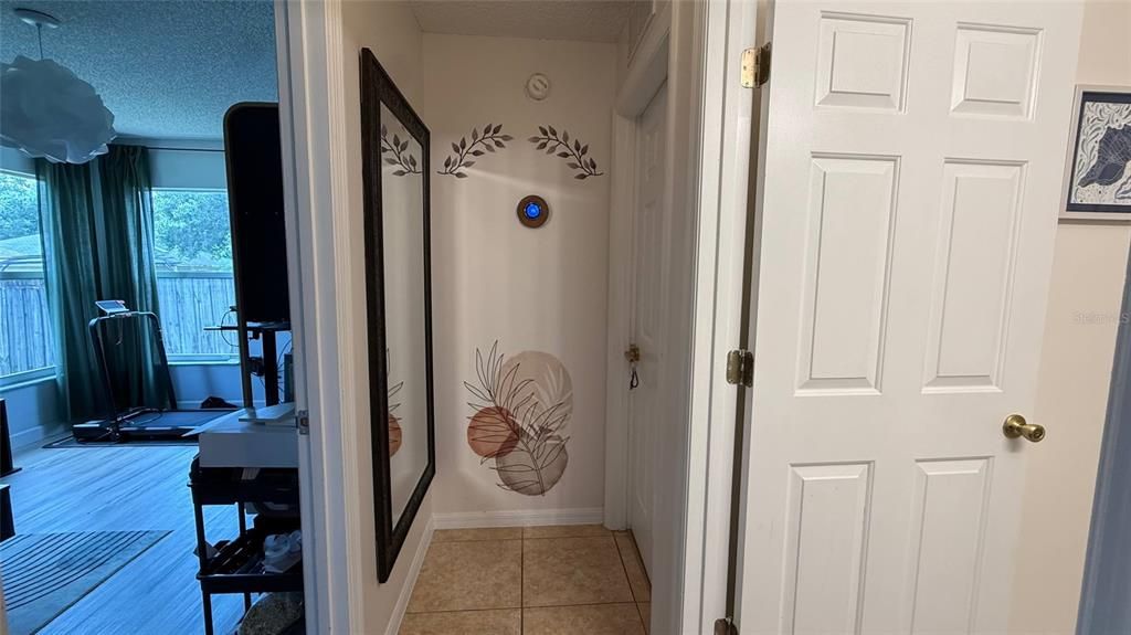 For Rent: $2,300 (3 beds, 2 baths, 1585 Square Feet)