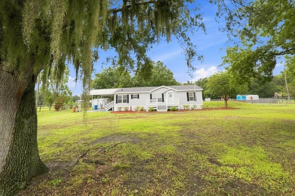 Activo con contrato: $350,000 (3 camas, 2 baños, 1248 Pies cuadrados)