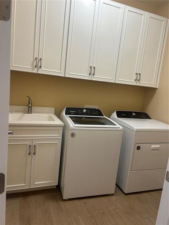 For Sale: $619,900 (4 beds, 2 baths, 2023 Square Feet)