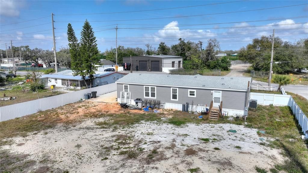 На продажу: $299,900 (3 спален, 2 ванн, 1680 Квадратных фут)