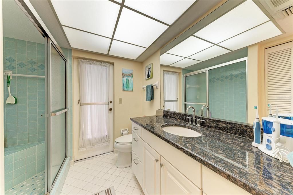 For Sale: $559,000 (3 beds, 2 baths, 2038 Square Feet)