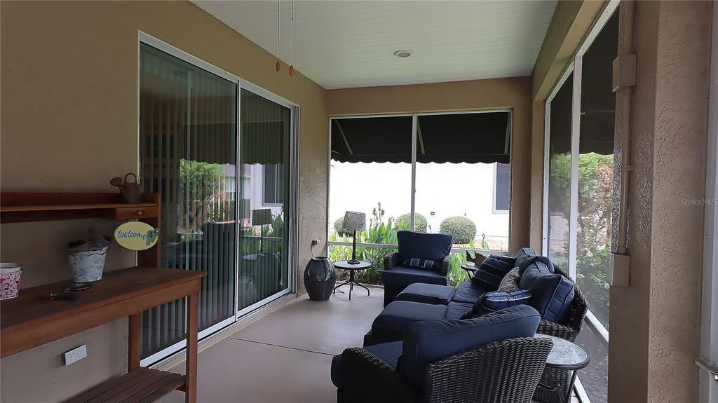 En Venta: $374,750 (3 camas, 2 baños, 2413 Pies cuadrados)