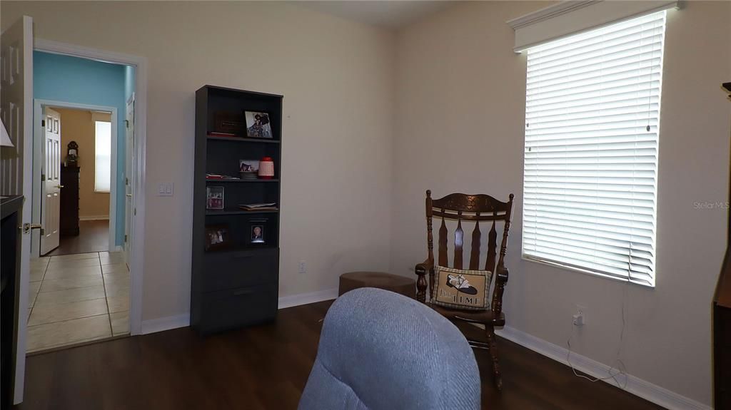 En Venta: $374,750 (3 camas, 2 baños, 2413 Pies cuadrados)