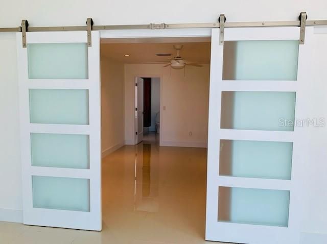 En Renta: $4,950 (3 camas, 3 baños, 1907 Pies cuadrados)