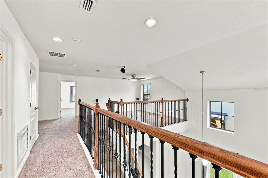 For Rent: $3,199 (3 beds, 3 baths, 2043 Square Feet)