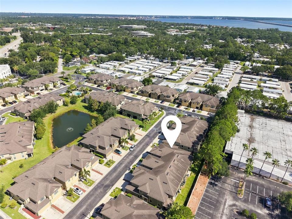 For Rent: $3,199 (3 beds, 3 baths, 2043 Square Feet)