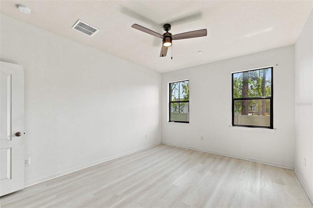 For Rent: $3,199 (3 beds, 3 baths, 2043 Square Feet)