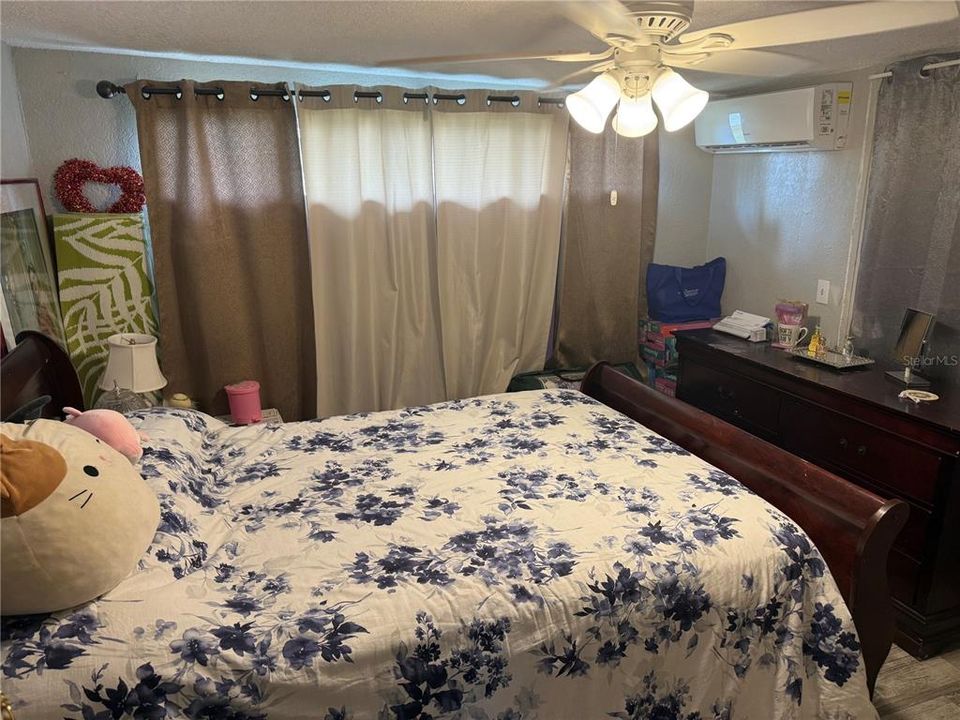 En Venta: $349,900 (3 camas, 1 baños, 738 Pies cuadrados)