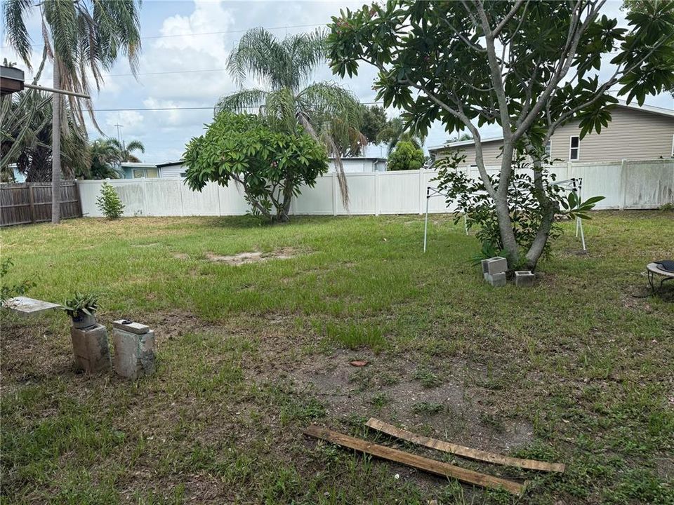 En Venta: $349,900 (3 camas, 1 baños, 738 Pies cuadrados)