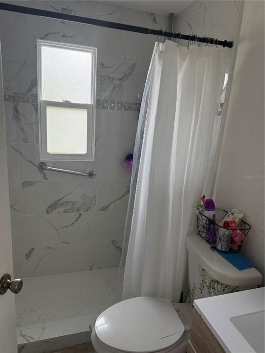 En Venta: $349,900 (3 camas, 1 baños, 738 Pies cuadrados)