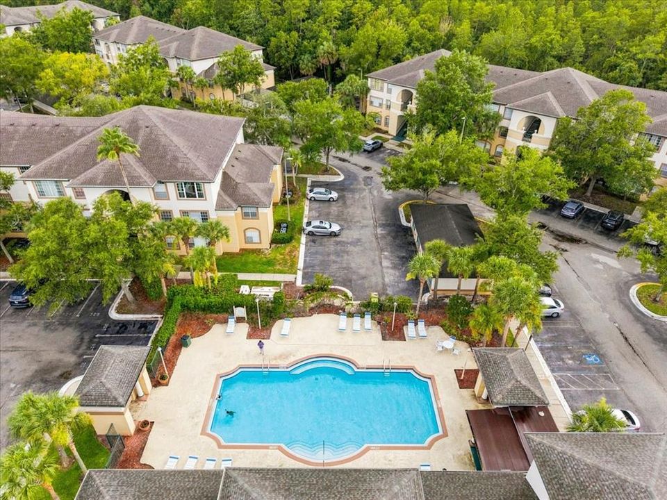 For Sale: $150,000 (2 beds, 2 baths, 1032 Square Feet)