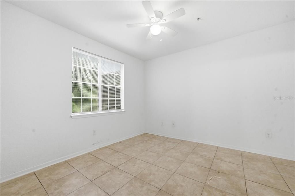 For Sale: $150,000 (2 beds, 2 baths, 1032 Square Feet)