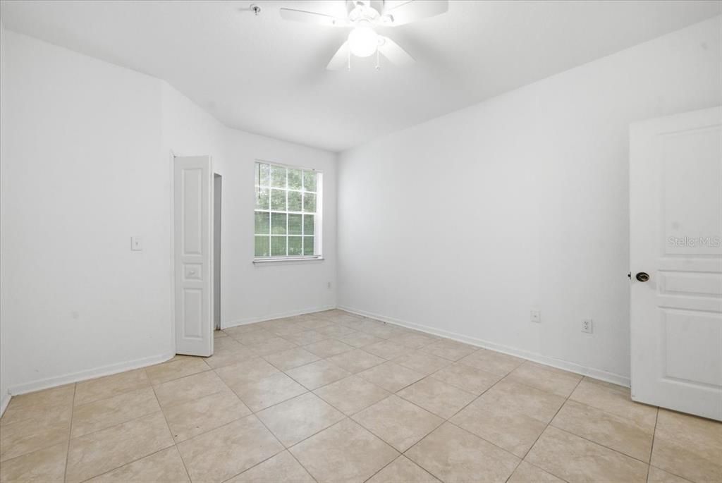 For Sale: $150,000 (2 beds, 2 baths, 1032 Square Feet)
