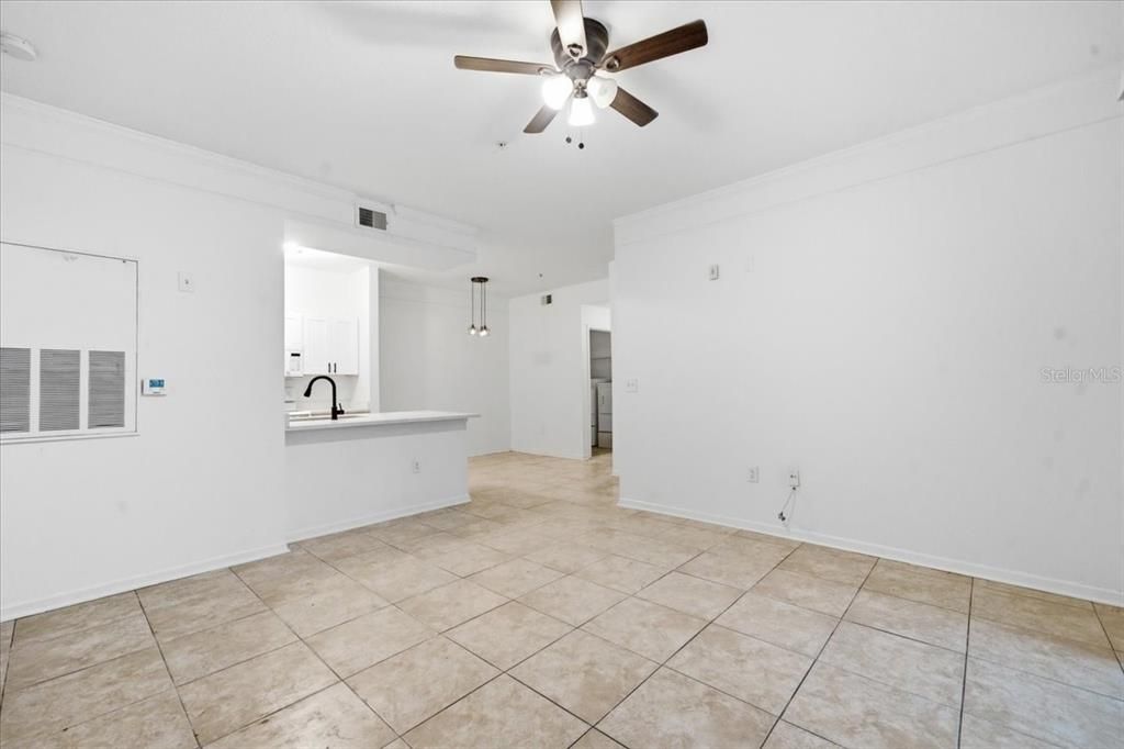 For Sale: $150,000 (2 beds, 2 baths, 1032 Square Feet)