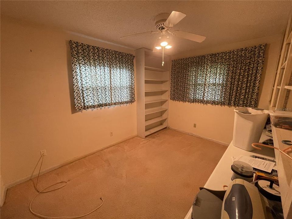 For Sale: $338,000 (2 beds, 2 baths, 1160 Square Feet)