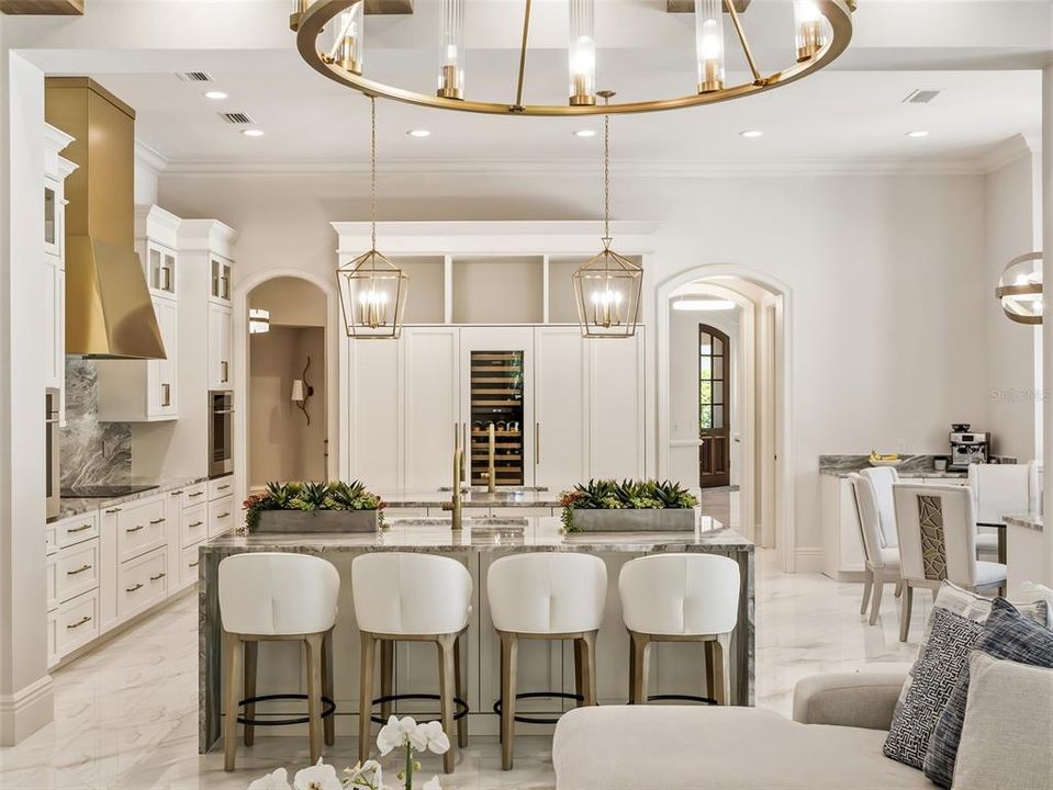 For Sale: $6,650,000 (5 beds, 5 baths, 6970 Square Feet)