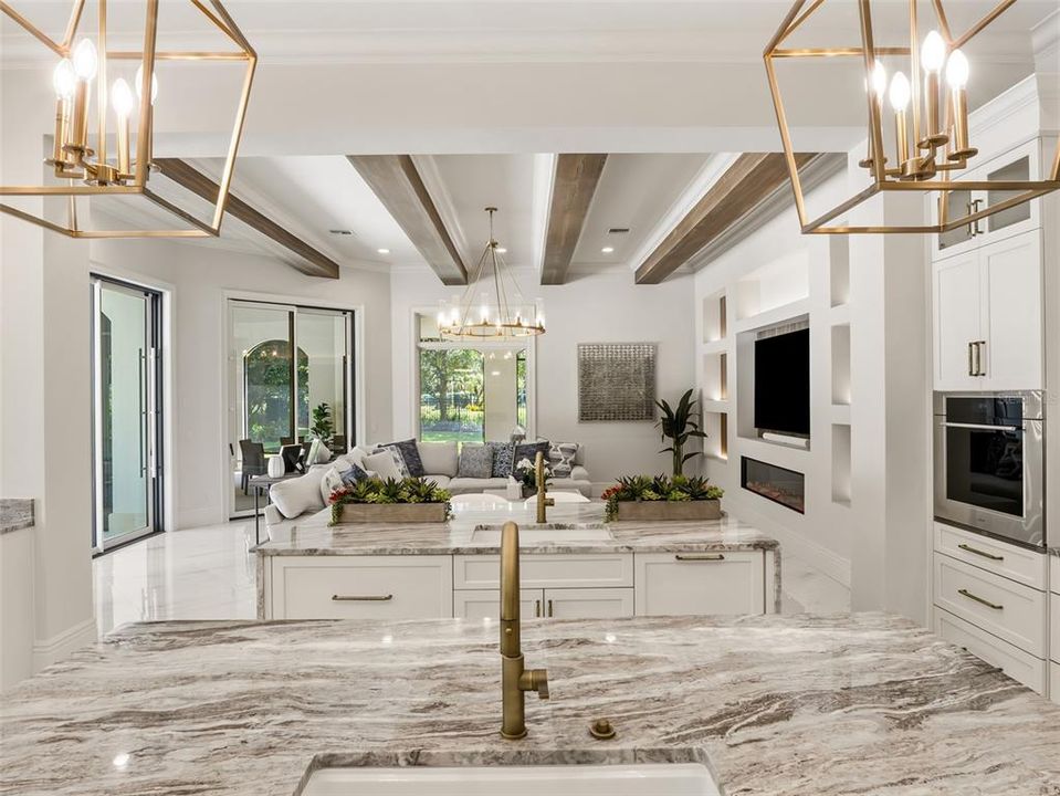 For Sale: $6,650,000 (5 beds, 5 baths, 6970 Square Feet)