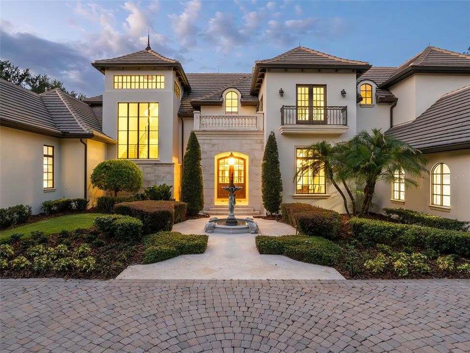 For Sale: $6,650,000 (5 beds, 5 baths, 6970 Square Feet)
