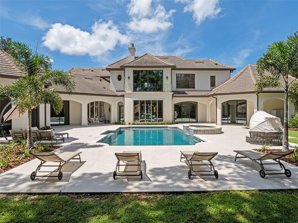 For Sale: $6,650,000 (5 beds, 5 baths, 6970 Square Feet)