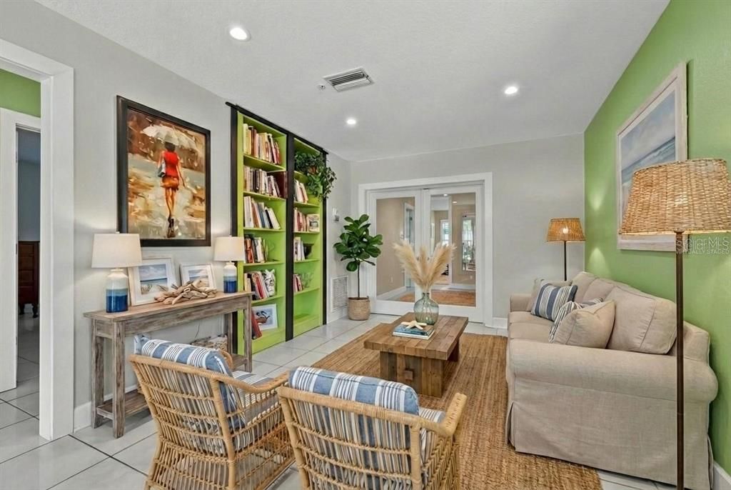 En Venta: $2,999,999 (6 camas, 5 baños, 4676 Pies cuadrados)