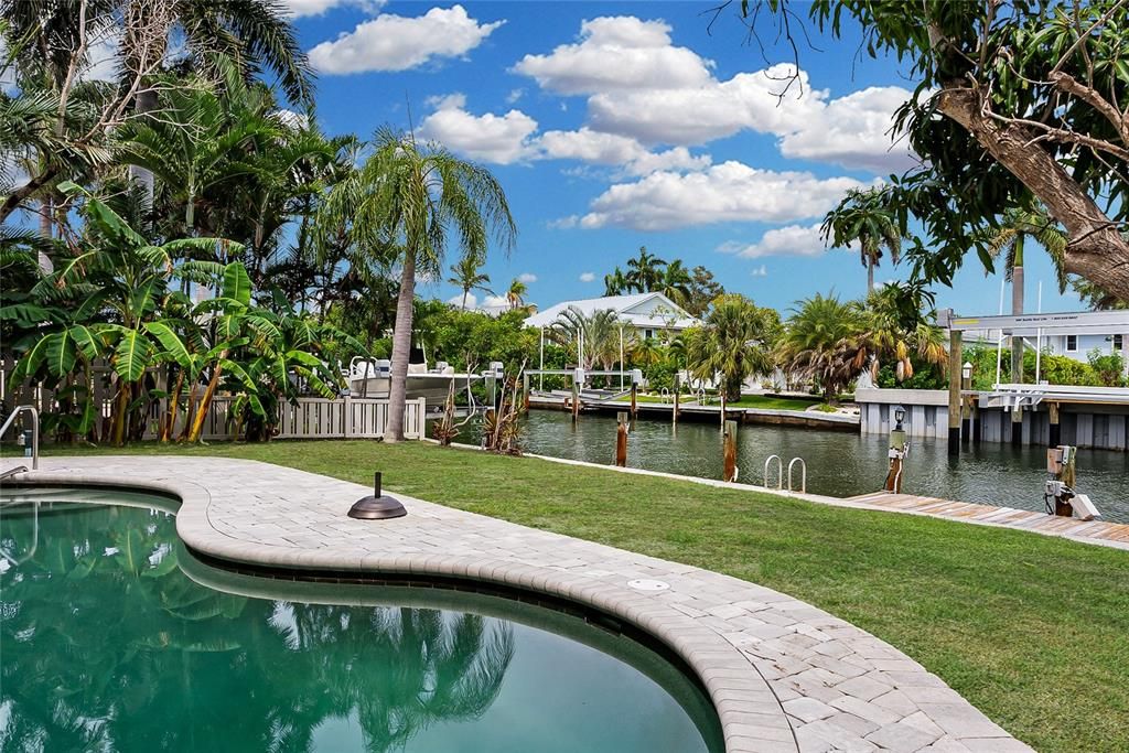 En Venta: $2,999,999 (6 camas, 5 baños, 4676 Pies cuadrados)