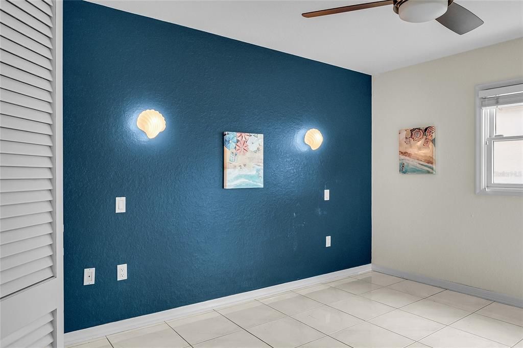 En Venta: $2,999,999 (6 camas, 5 baños, 4676 Pies cuadrados)