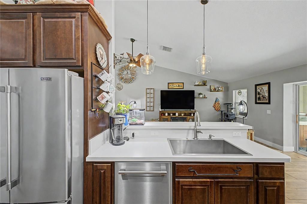 For Sale: $690,000 (3 beds, 2 baths, 1897 Square Feet)