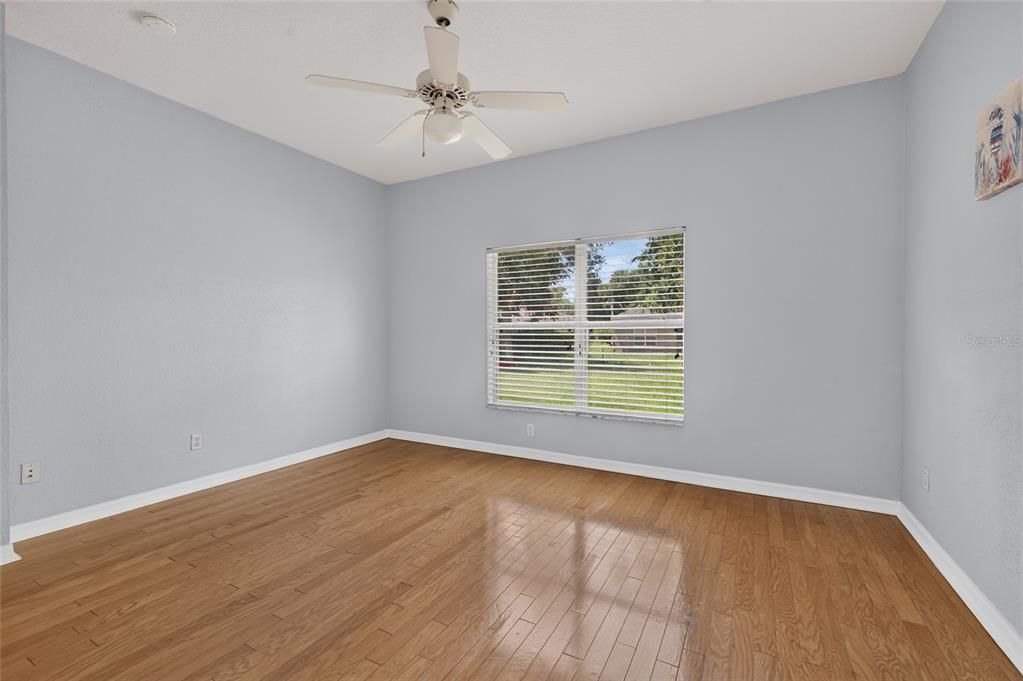 For Sale: $375,000 (3 beds, 2 baths, 1596 Square Feet)