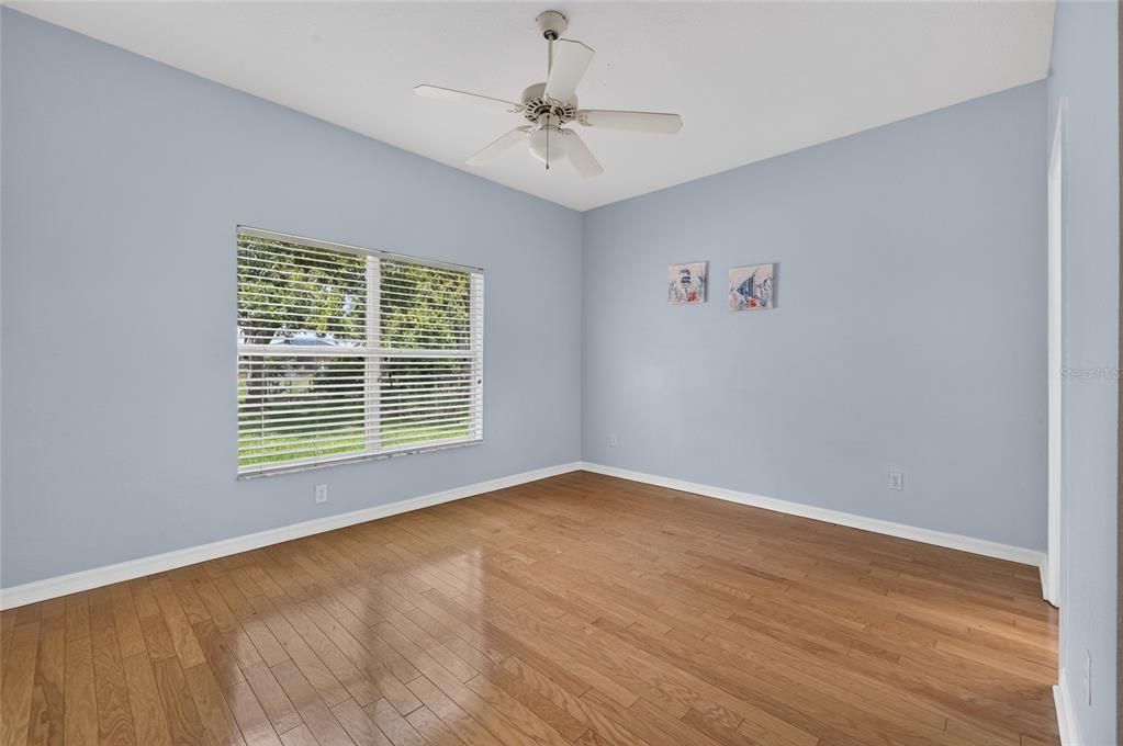 For Sale: $375,000 (3 beds, 2 baths, 1596 Square Feet)