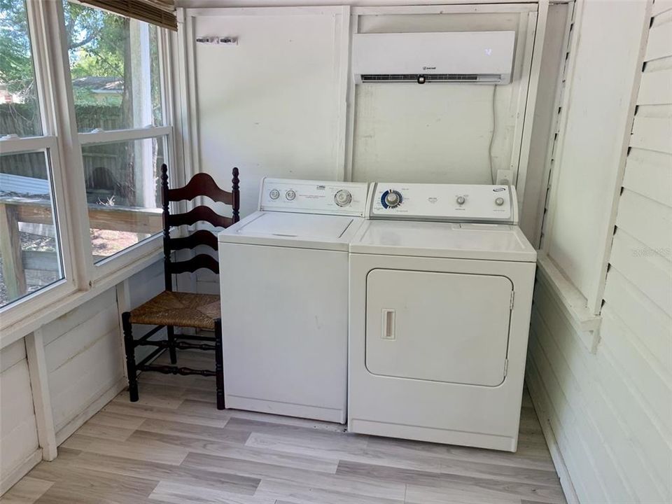 На продажу: $169,000 (2 спален, 1 ванн, 660 Квадратных фут)