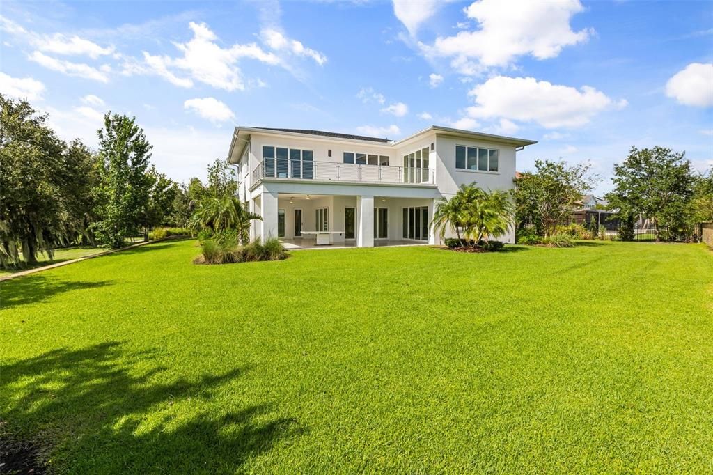 En Venta: $2,400,000 (5 camas, 4 baños, 4519 Pies cuadrados)