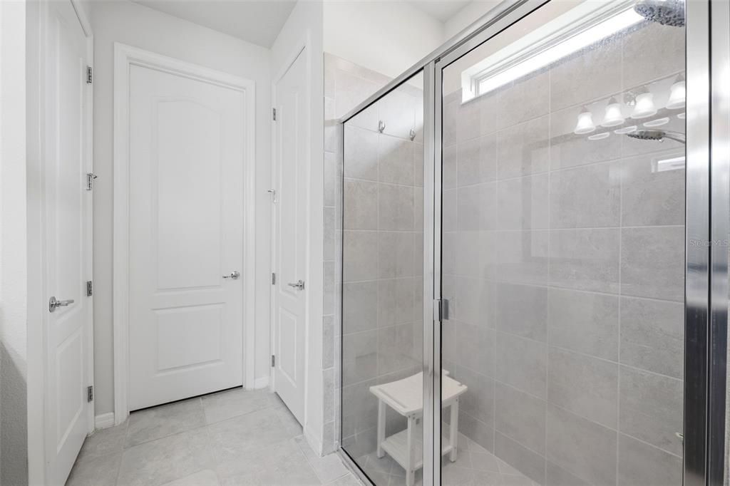 На продажу: $365,000 (3 спален, 2 ванн, 1682 Квадратных фут)