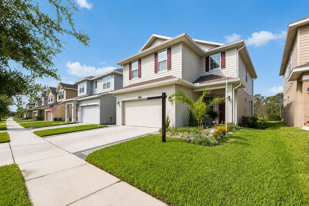 En Venta: $440,000 (4 camas, 2 baños, 2211 Pies cuadrados)