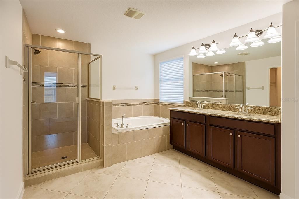 В аренду: $2,950 (5 спален, 3 ванн, 3384 Квадратных фут)