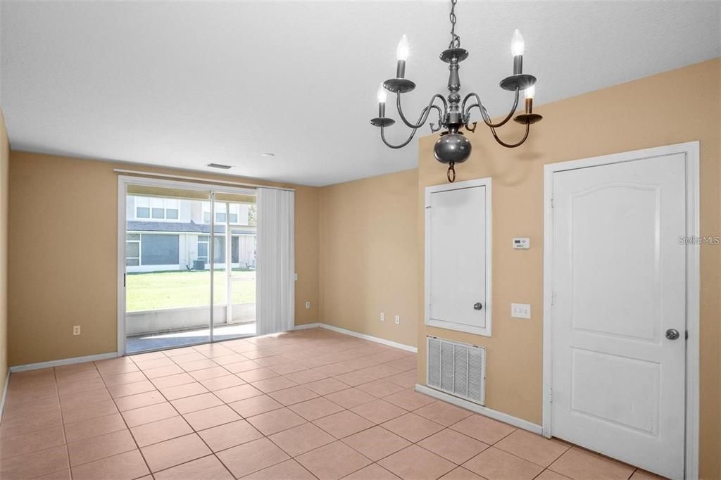 For Rent: $1,650 (2 beds, 2 baths, 1110 Square Feet)