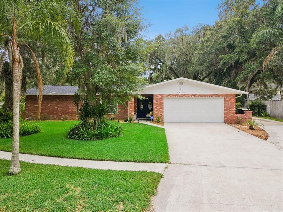 En Venta: $485,000 (4 camas, 2 baños, 2103 Pies cuadrados)