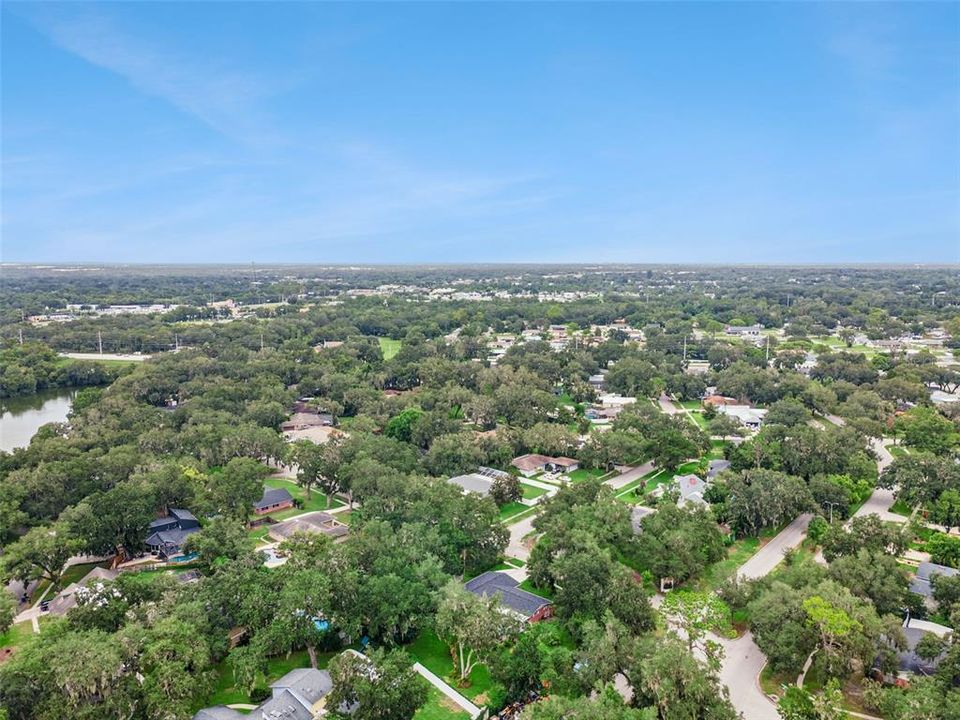 En Venta: $485,000 (4 camas, 2 baños, 2103 Pies cuadrados)