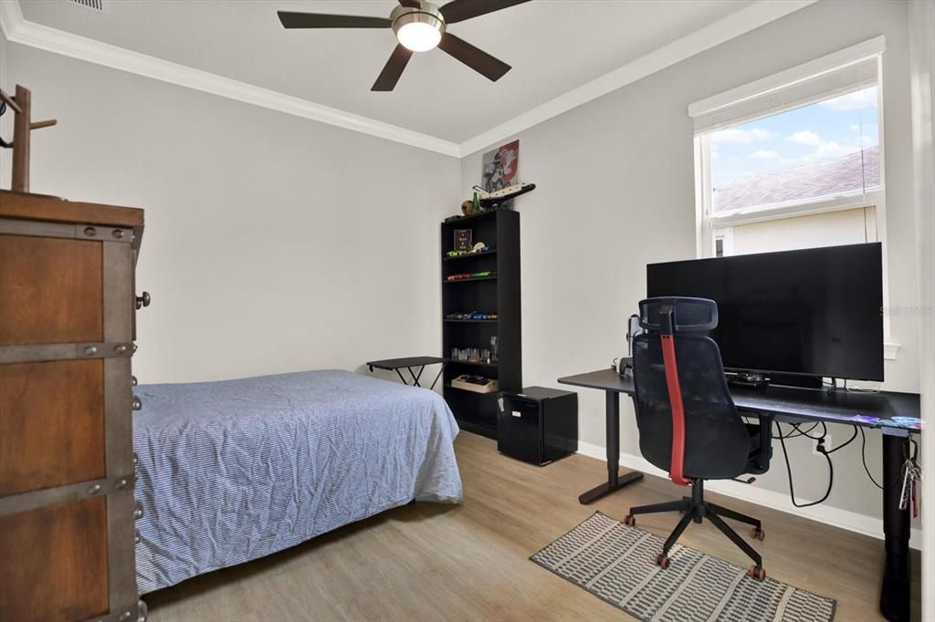 For Sale: $374,900 (3 beds, 2 baths, 1658 Square Feet)