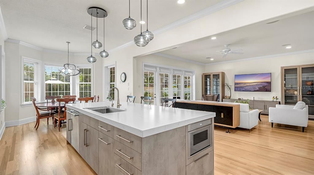 For Sale: $1,795,000 (4 beds, 3 baths, 3250 Square Feet)