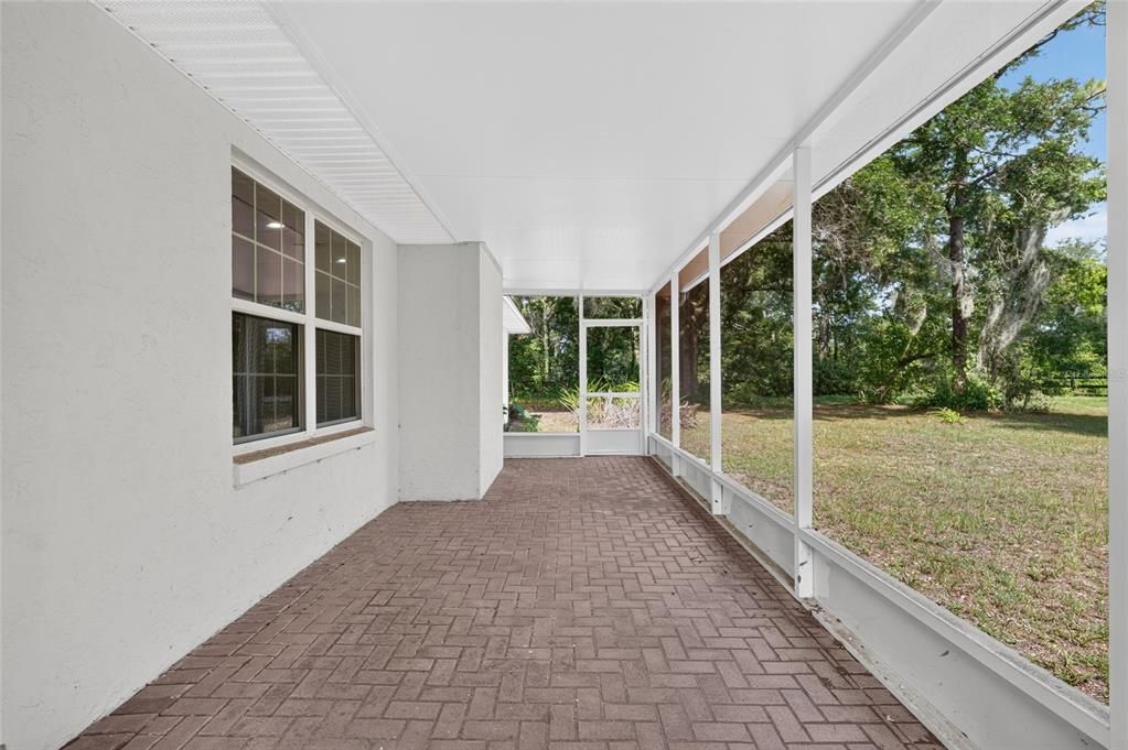 En Venta: $698,000 (4 camas, 2 baños, 1829 Pies cuadrados)