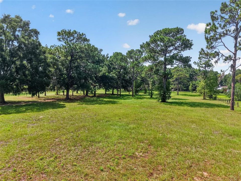 En Venta: $698,000 (4 camas, 2 baños, 1829 Pies cuadrados)