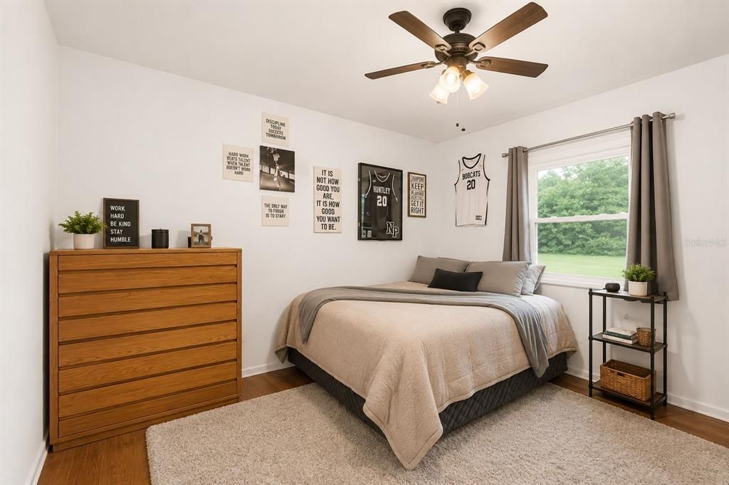 For Sale: $249,000 (3 beds, 2 baths, 1105 Square Feet)